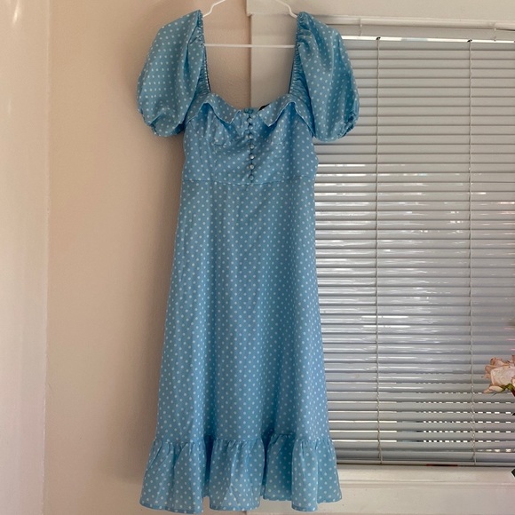 BOOHOO PUFF SLEEVE BUSTIER RUFFLE HEM POLKA DOT MIDI dress - Picture 5 of 8